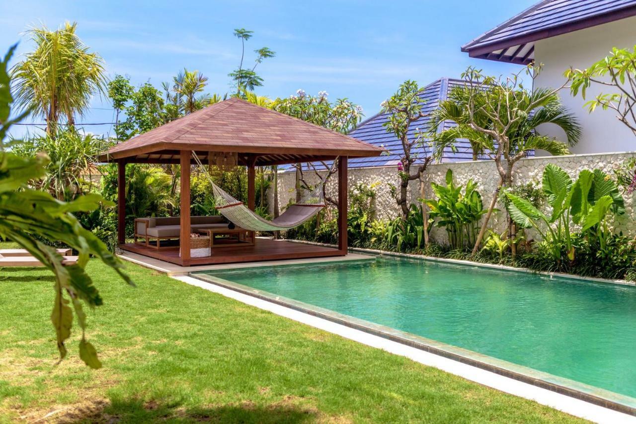 Villa Nonnavana - 12-Minute Walk To Batu Bolong Beach Canggu Kültér fotó